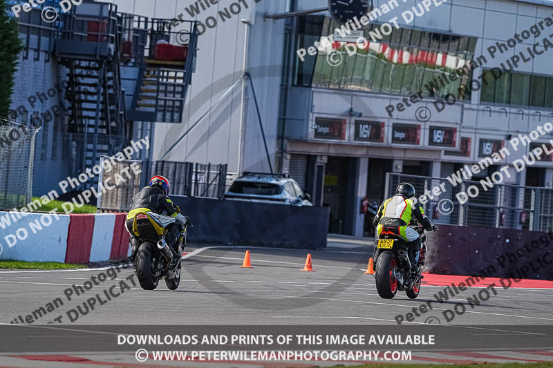 donington no limits trackday;donington park photographs;donington trackday photographs;no limits trackdays;peter wileman photography;trackday digital images;trackday photos